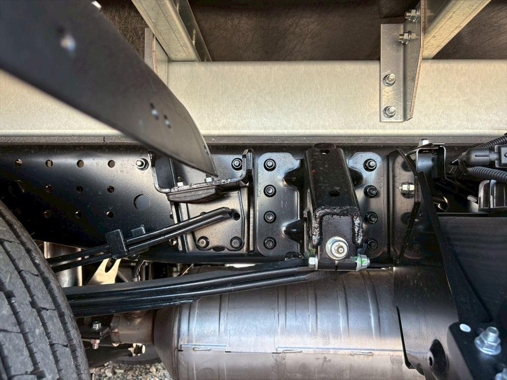 三菱 キャンター 2RG-FEB80(2WD)の写真16