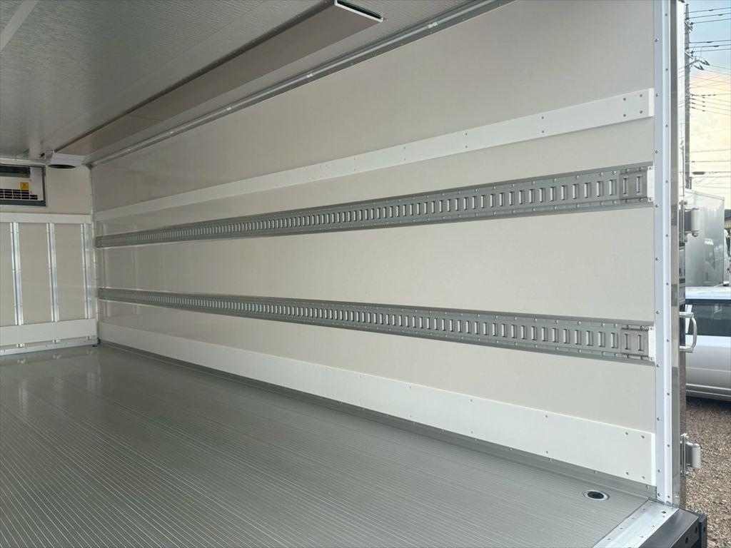 日野 レンジャー 2KG-FD2ABG(2WD)の写真10