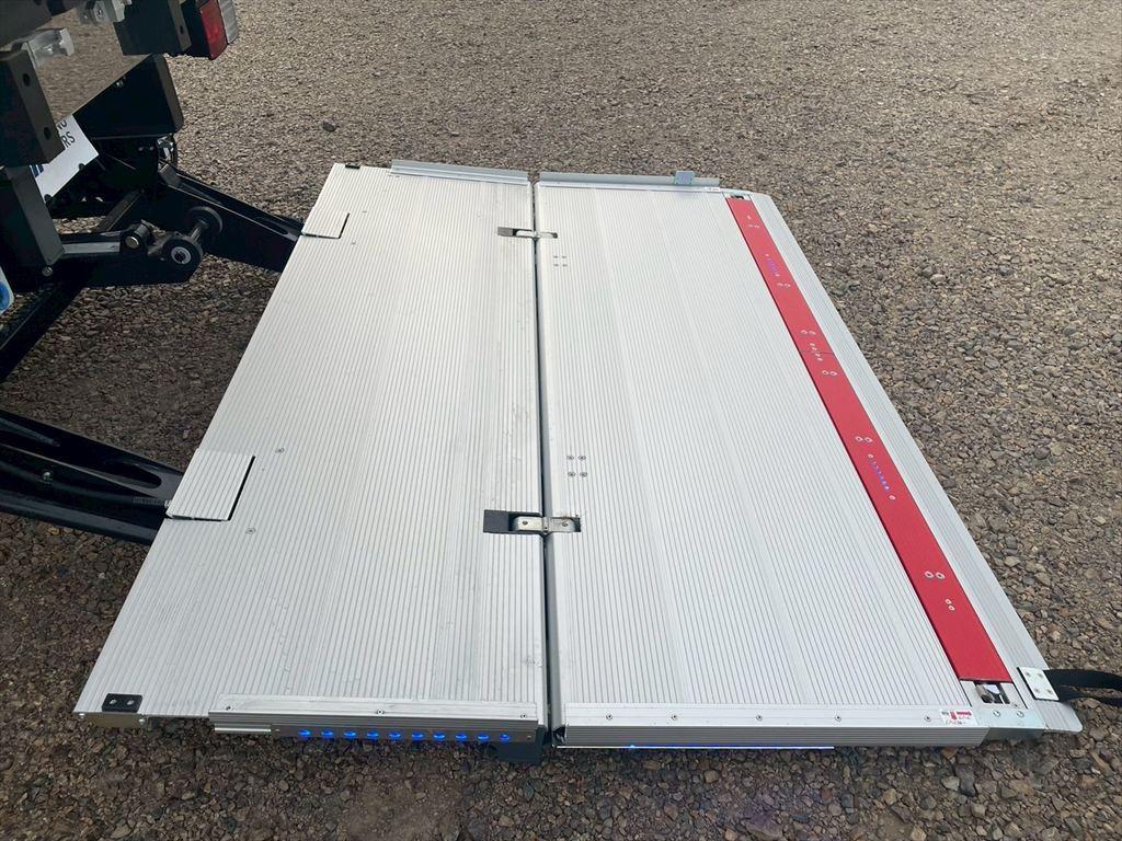 日野 レンジャー 2KG-FD2ABG(2WD)の写真12