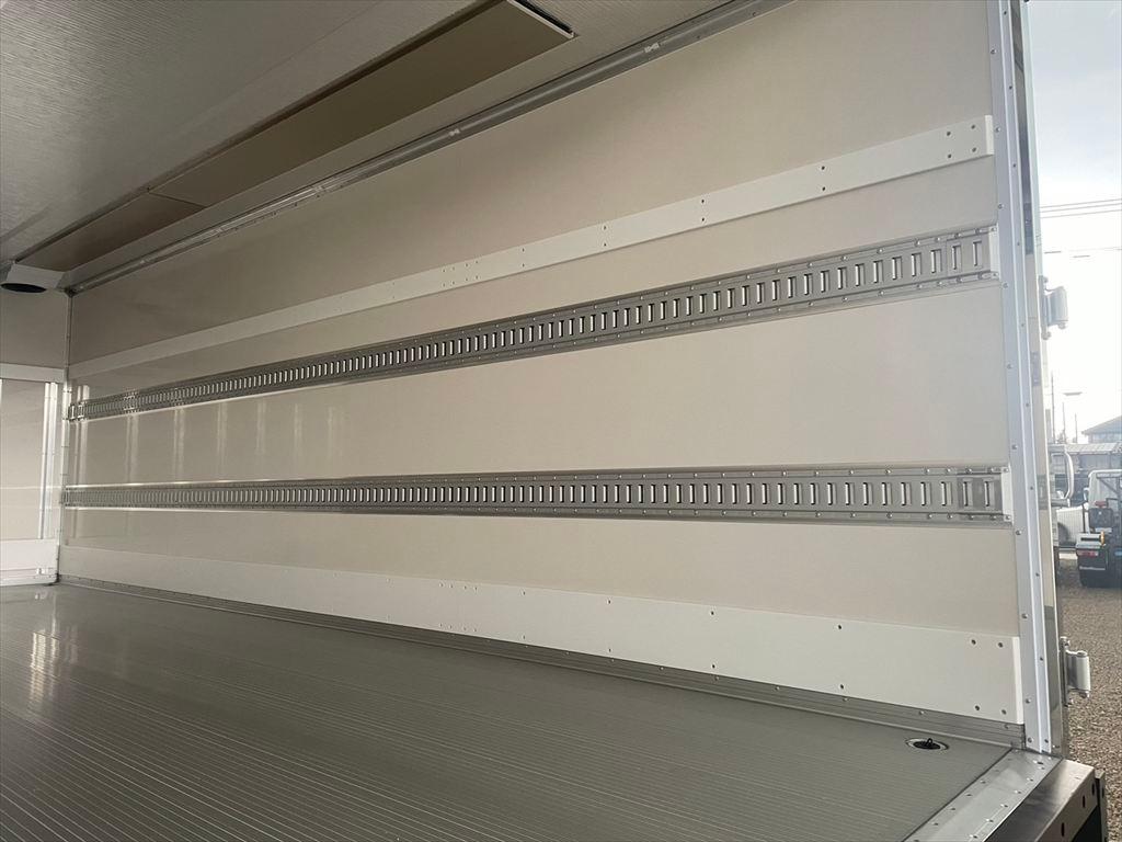 日野 レンジャー 2KG-FD2ABG(2WD)の写真10