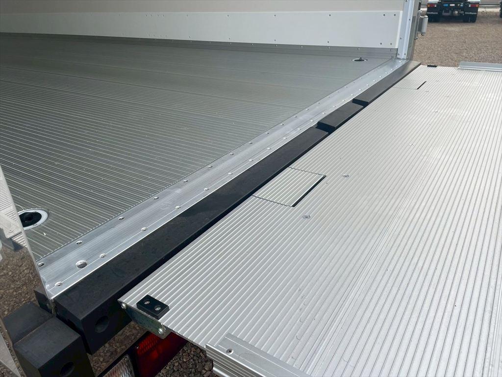 日野 レンジャー 2KG-FD2ABG(2WD)の写真13