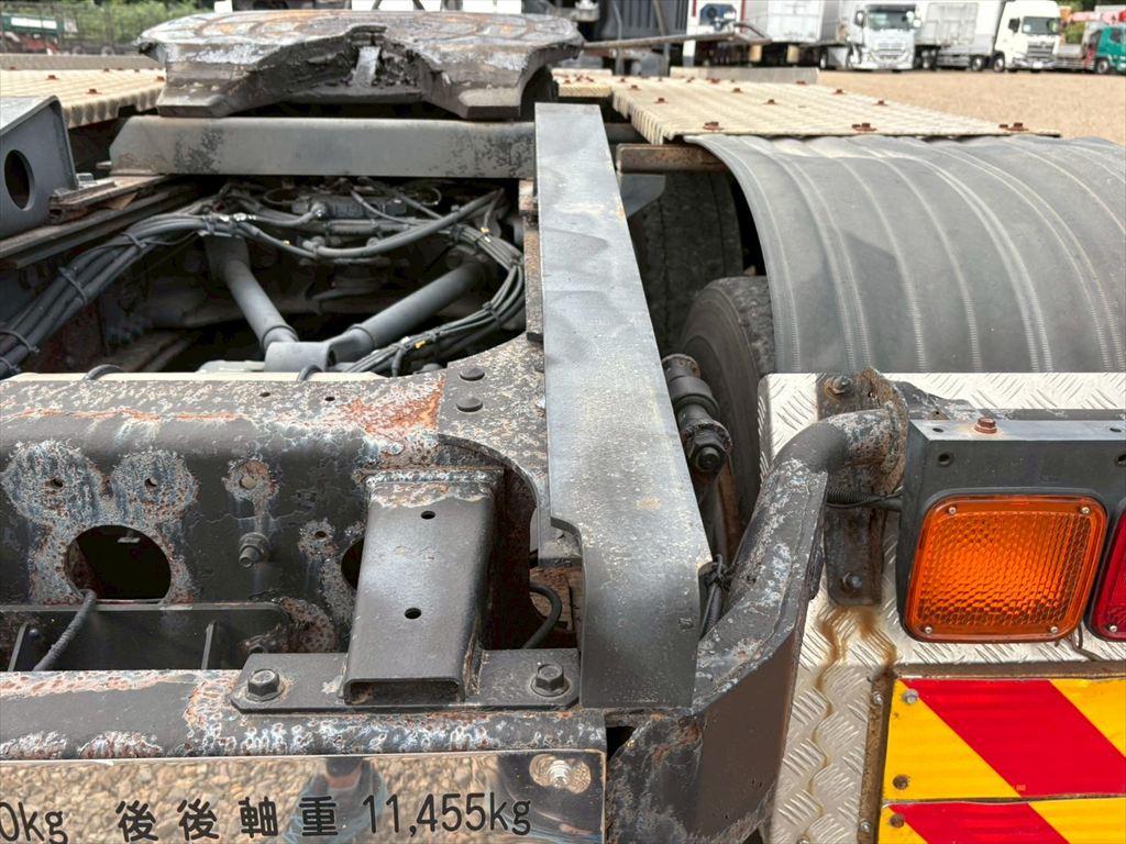 日野 プロフィア QDG-SS1EKDA(6x4)の写真12