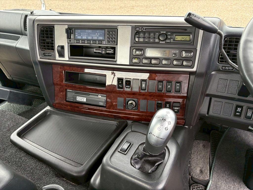 日野 プロフィア QDG-SS1EKDA(6x4)の写真22