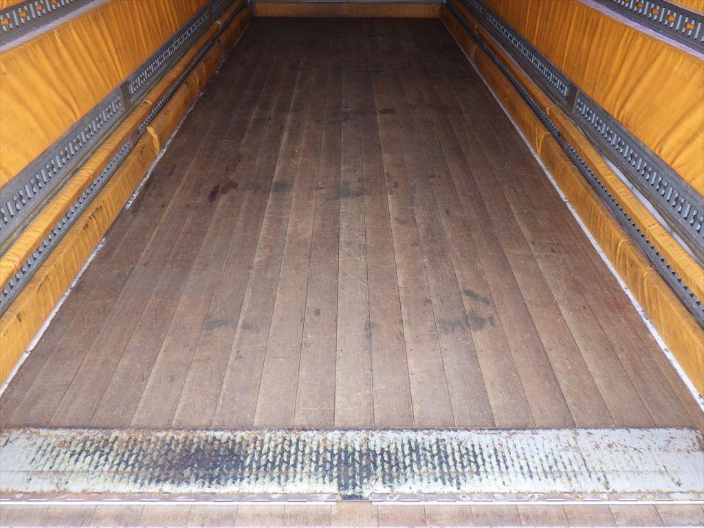 いすゞ フォワード PDG-FTR34T2(2WD)の写真8