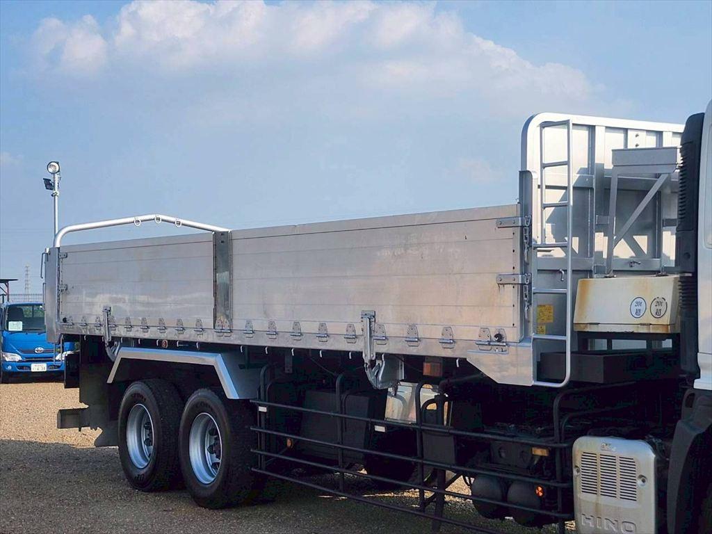 日野 プロフィア QPG-FS1AWEA(6x4)の写真5