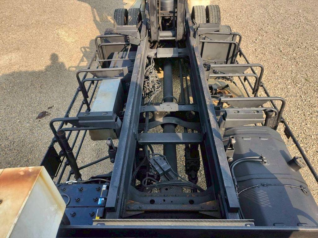 日野 プロフィア QPG-FS1AWEA(6x4)の写真14