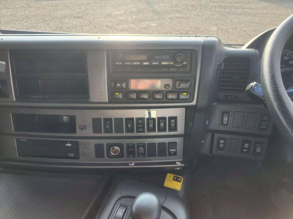 日野 プロフィア QPG-FS1AWEA(6x4)の写真22