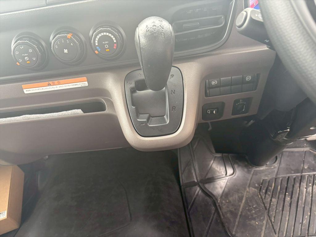 三菱 キャンター 2RG-FEB80(2WD)の写真23