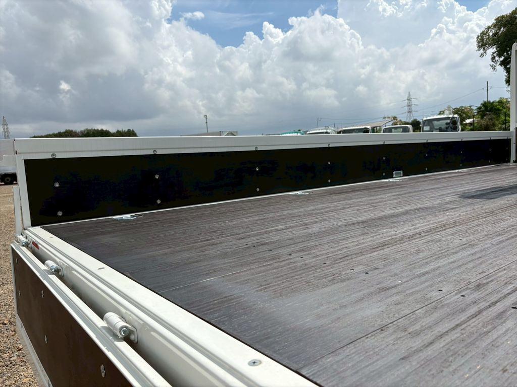 日野 レンジャー 2PG-FD2ABA(2WD)の写真9