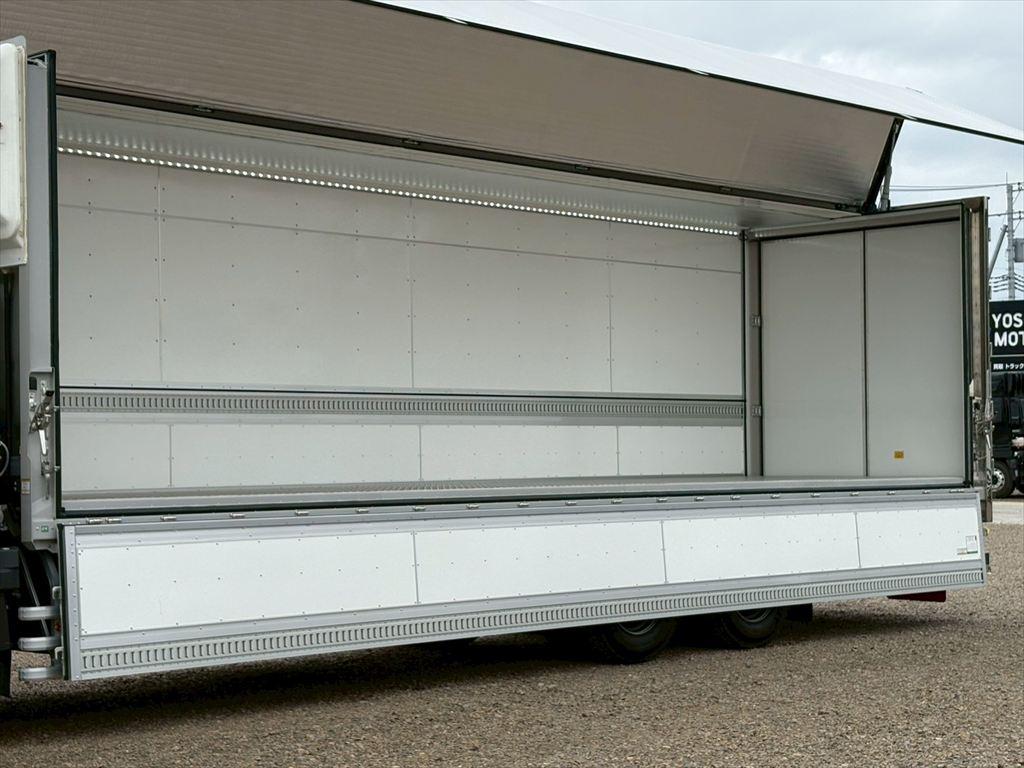 UD クオン 2PG-CD4FA(6x2)の写真11