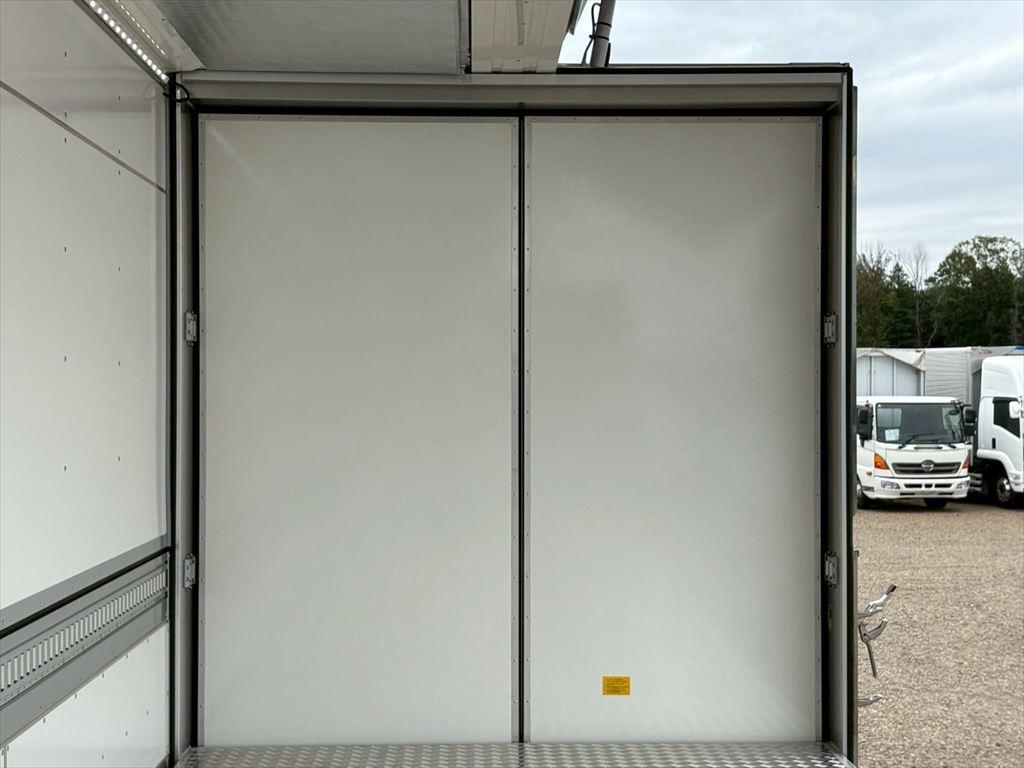 UD クオン 2PG-CD4FA(6x2)の写真13