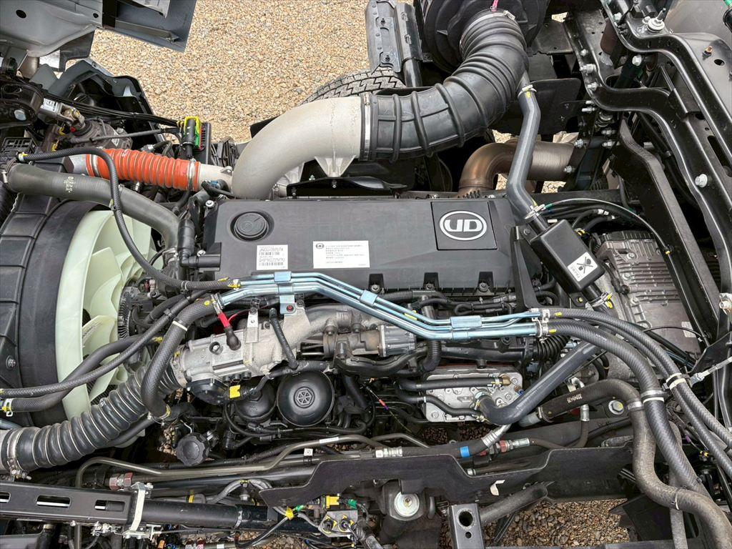 UD クオン 2PG-CD4FA(6x2)の写真19