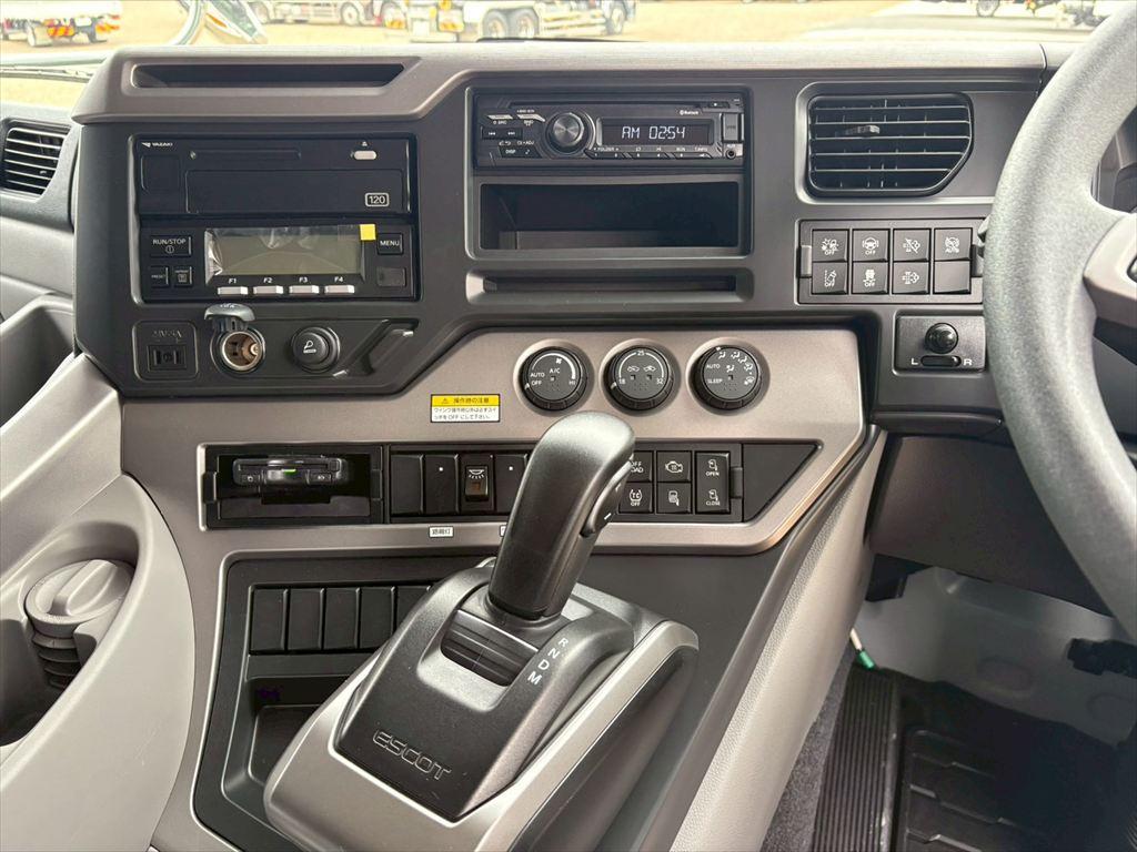 UD クオン 2PG-CD4FA(6x2)の写真22