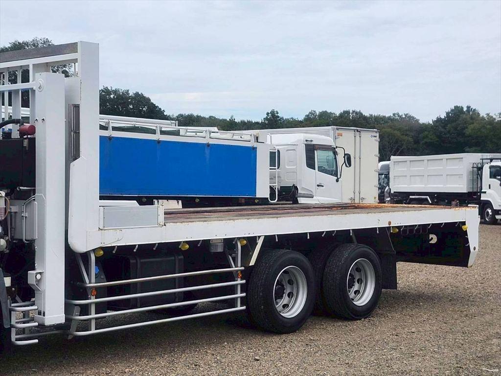 UD クオン 2PG-CW5BL(6x4)の写真6