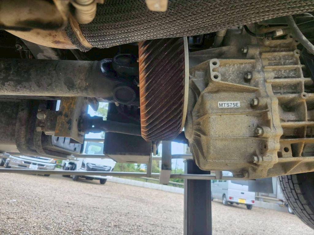 UD クオン 2PG-CW5BL(6x4)の写真17