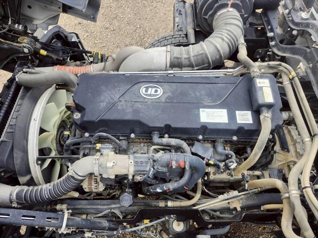 UD クオン 2PG-CW5BL(6x4)の写真19