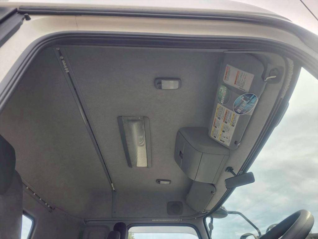 UD クオン 2PG-CW5BL(6x4)の写真24