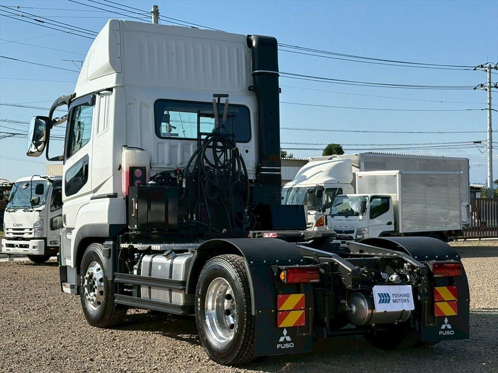 三菱 スーパーグレート 2RG-FP84VDR(2WD)の写真3