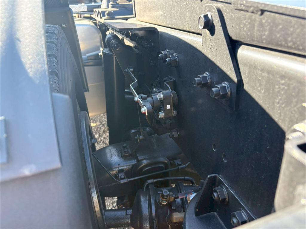 三菱 スーパーグレート 2RG-FP84VDR(2WD)の写真15