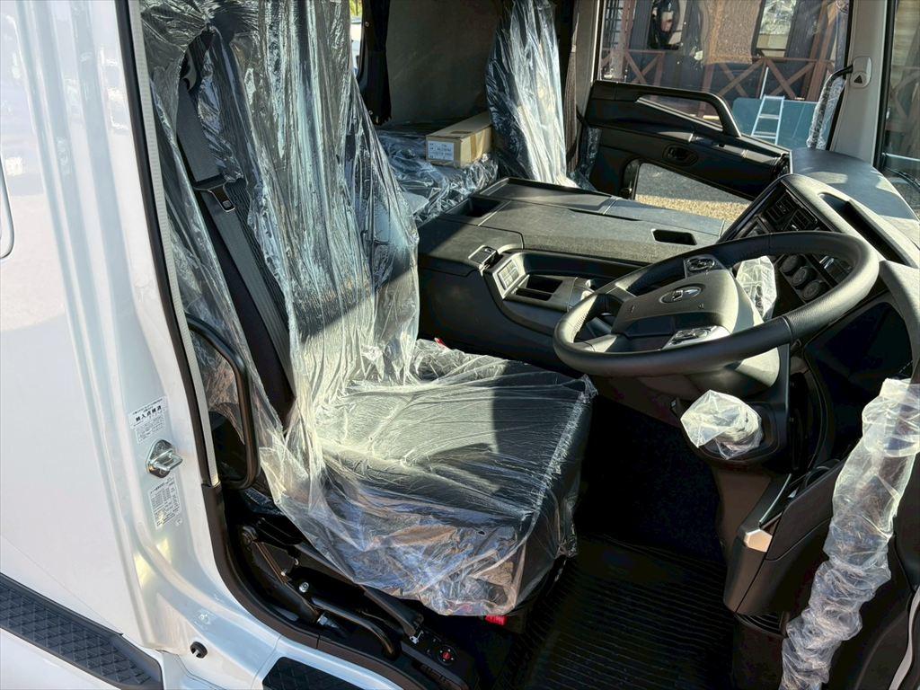 三菱 スーパーグレート 2RG-FP84VDR(2WD)の写真21