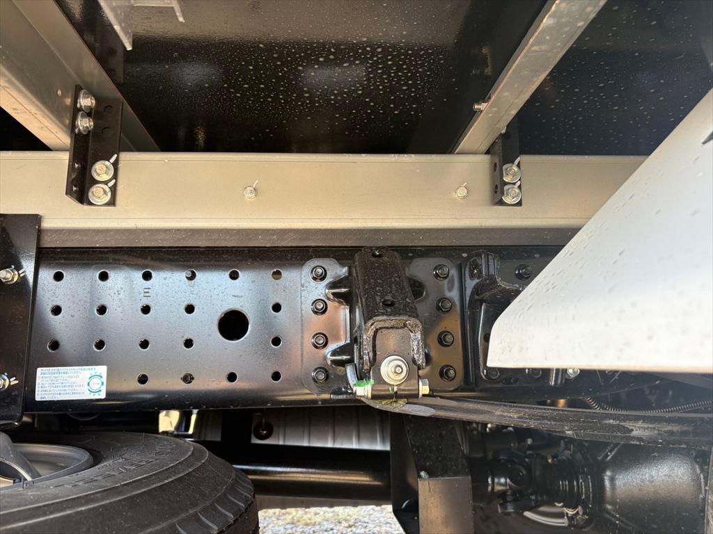 三菱 キャンター 2RG-FEB80(2WD)の写真16