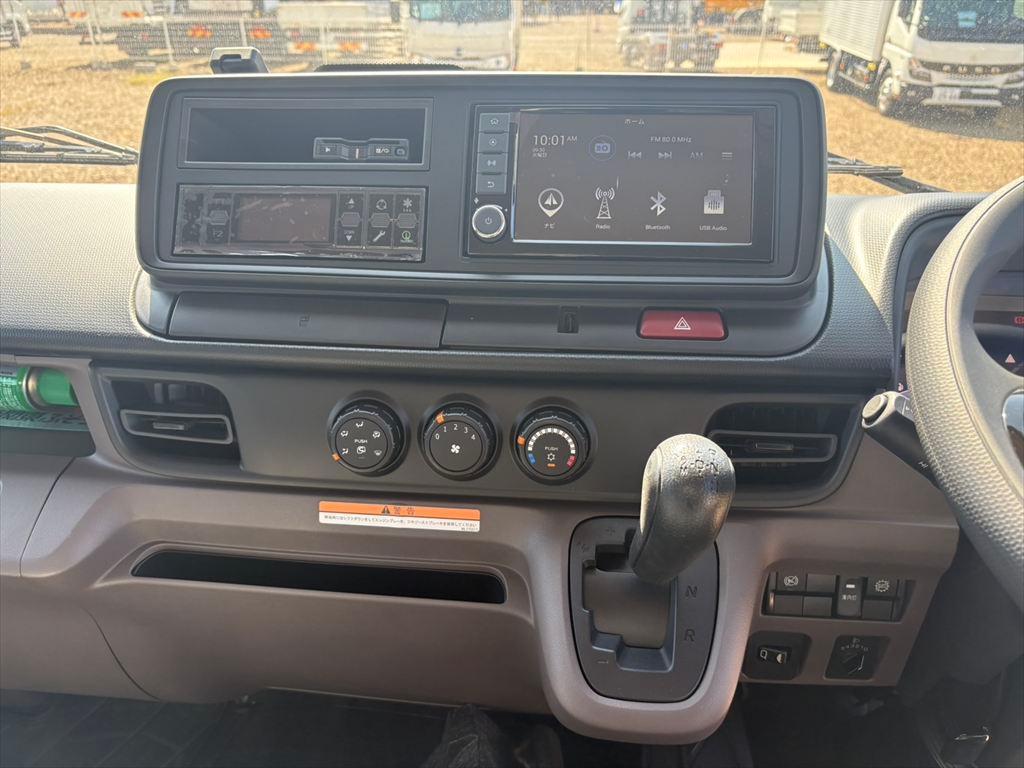 三菱 キャンター 2RG-FEB80(2WD)の写真22