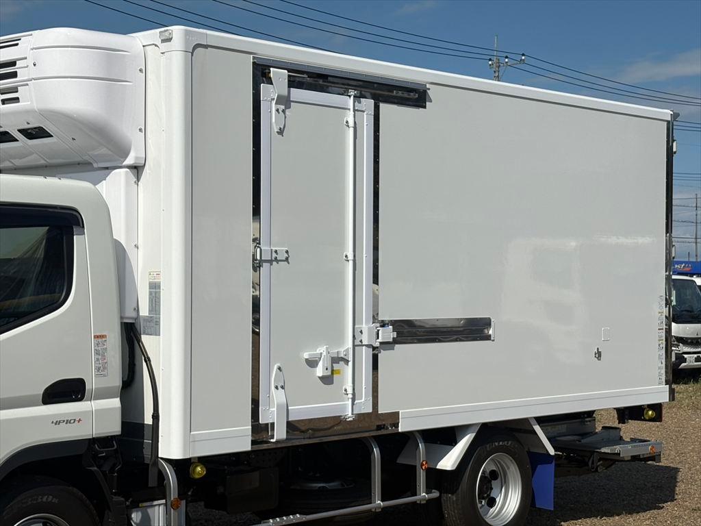 三菱 キャンター 2RG-FEB80(2WD)の写真6