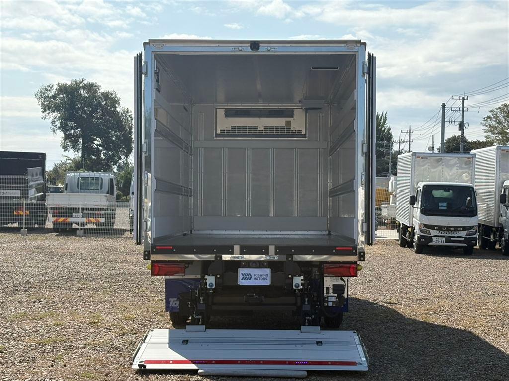 三菱 キャンター 2RG-FEB80(2WD)の写真11