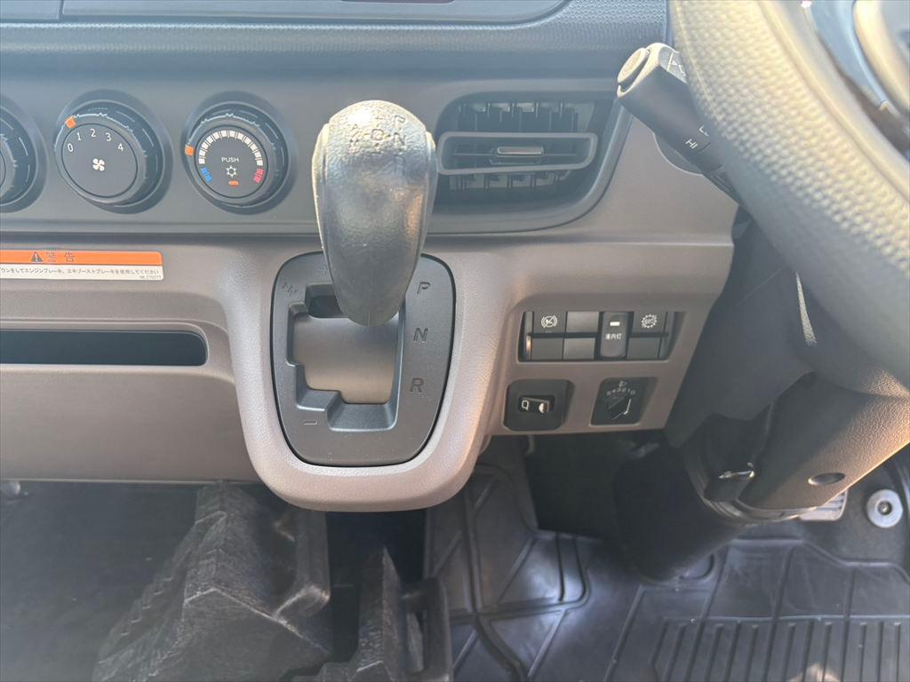 三菱 キャンター 2RG-FEB80(2WD)の写真23