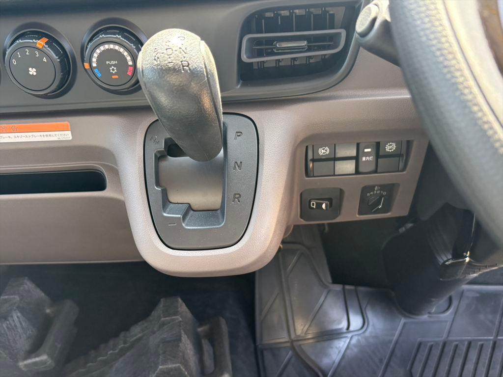 三菱 キャンター 2RG-FEB80(2WD)の写真23