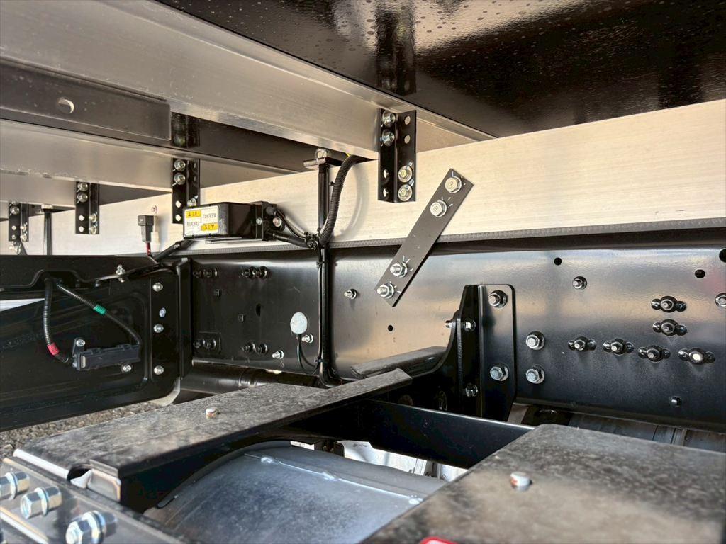 三菱 ファイター 2KG-FK65F(2WD)の写真17