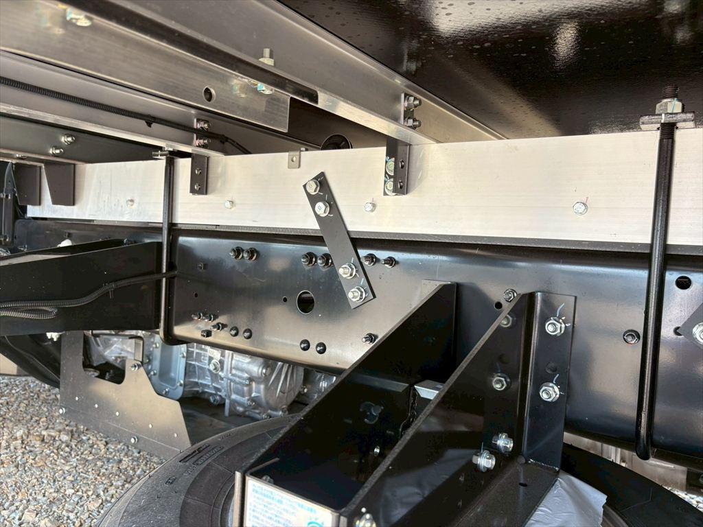 三菱 ファイター 2KG-FK65F(2WD)の写真15