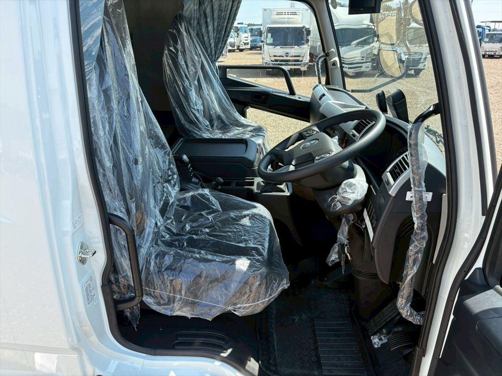 三菱 ファイター 2KG-FK65F(2WD)の写真21