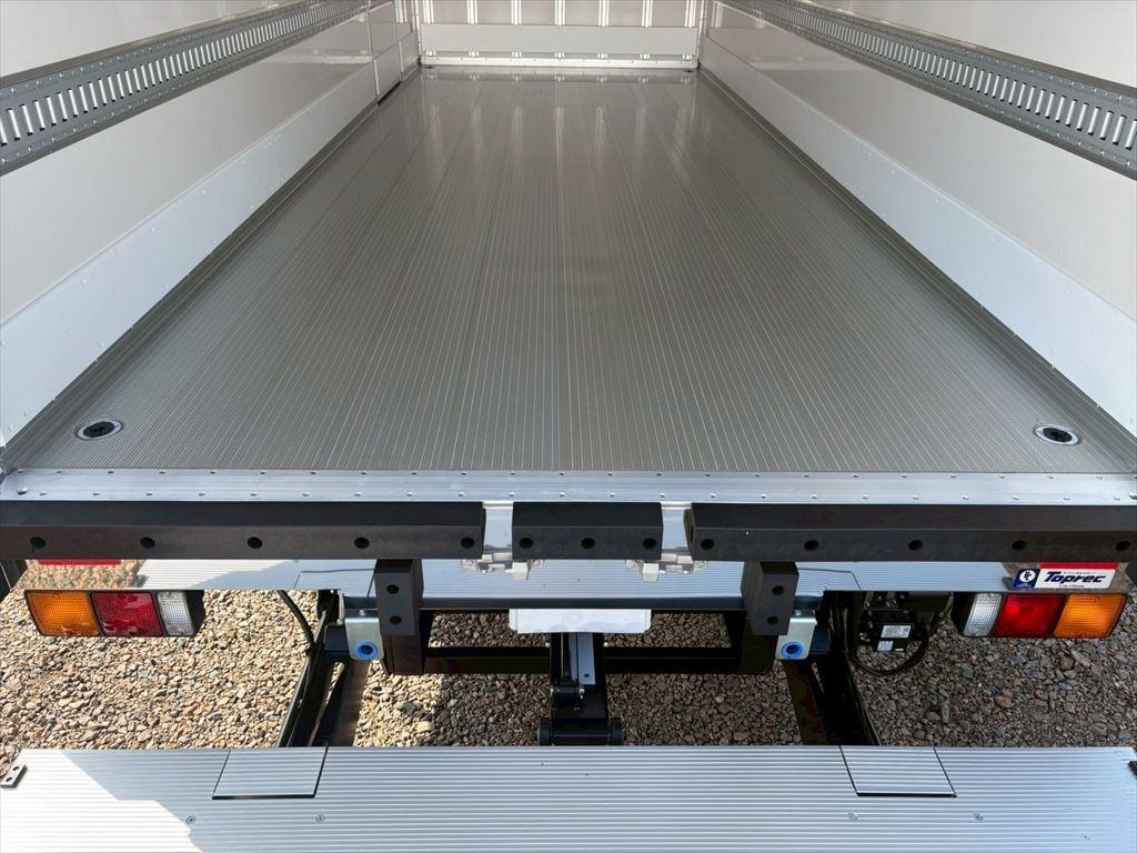 三菱 ファイター 2KG-FK65F(2WD)の写真8