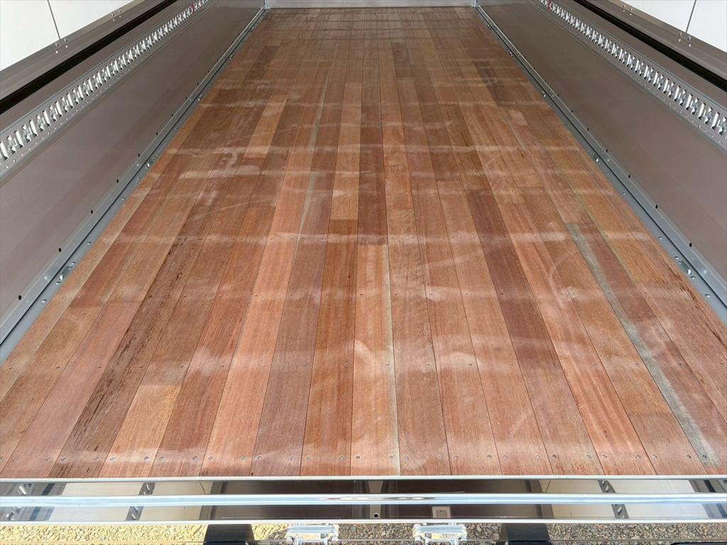 三菱 ファイター 2KG-FK65F(2WD)の写真8