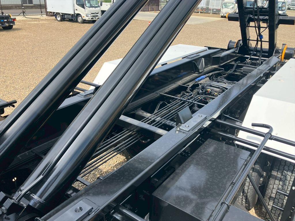 ＵＤ クオン 2RG-CW5EL(6x4)の写真10