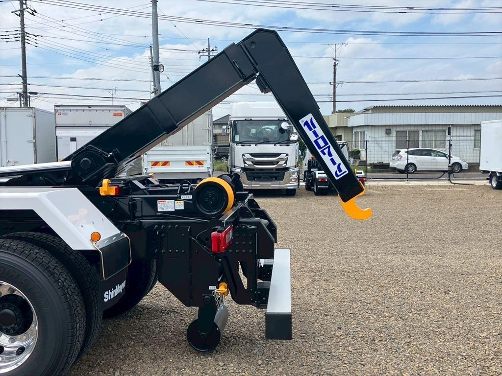 ＵＤ クオン 2RG-CW5EL(6x4)の写真12