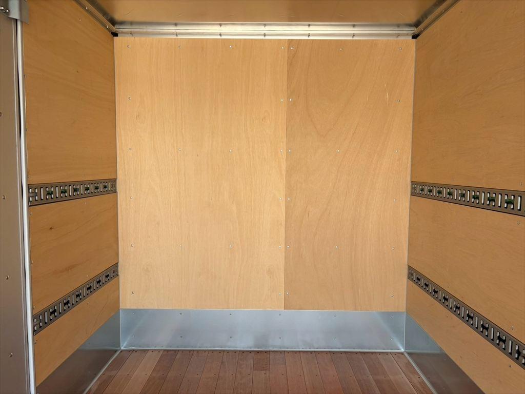 三菱 キャンター 2RG-FEB80(2WD)の写真7