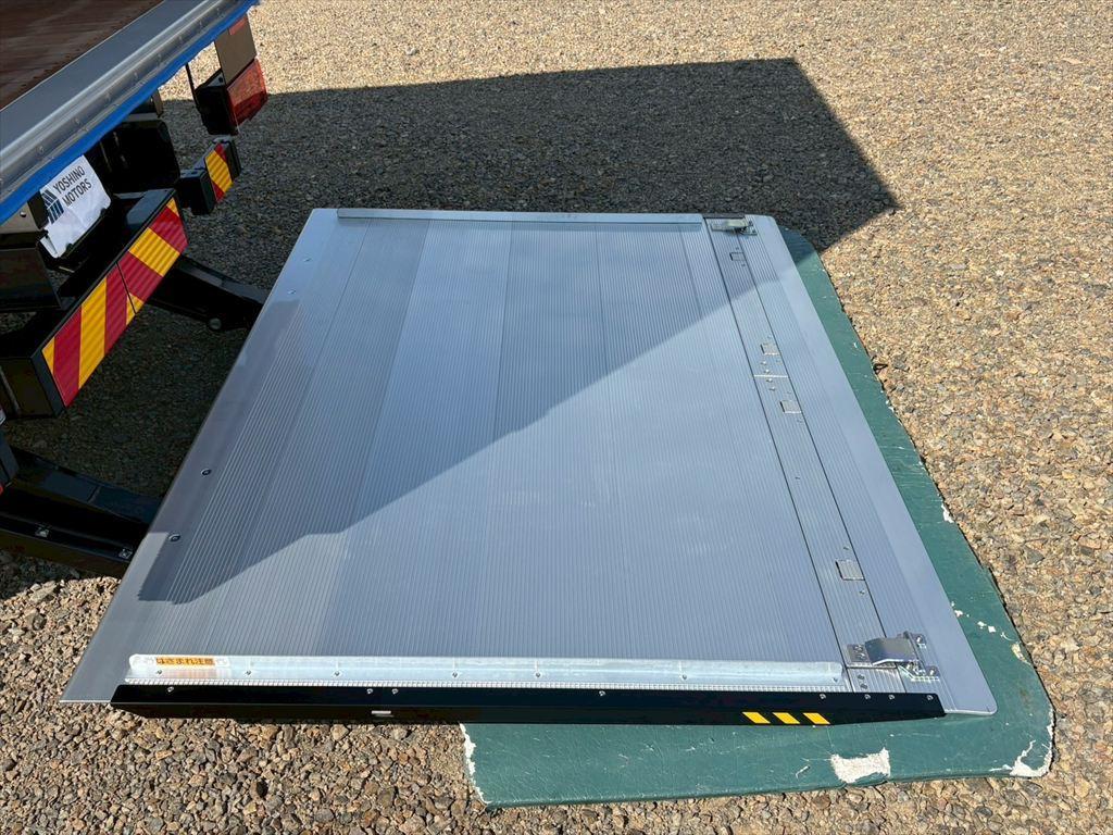 三菱 キャンター 2RG-FEB80(2WD)の写真12