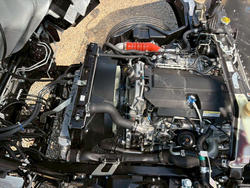 三菱 キャンター 2RG-FEB80(2WD)の写真19