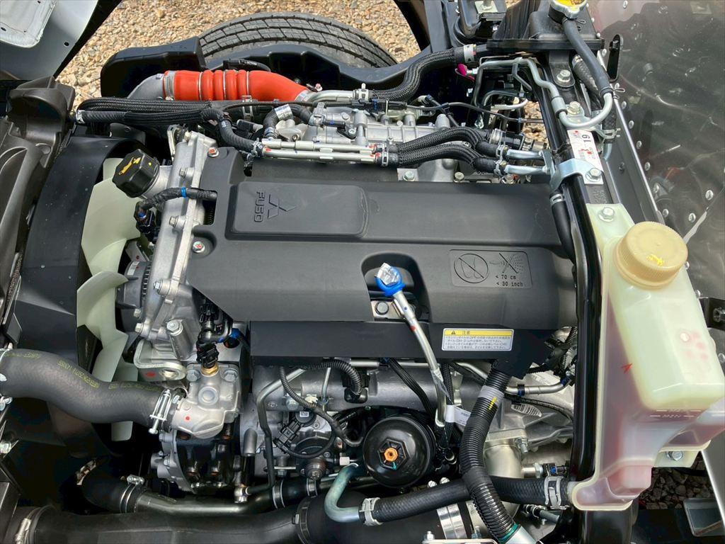 三菱 キャンター 2RG-FEAV0(2WD)の写真18