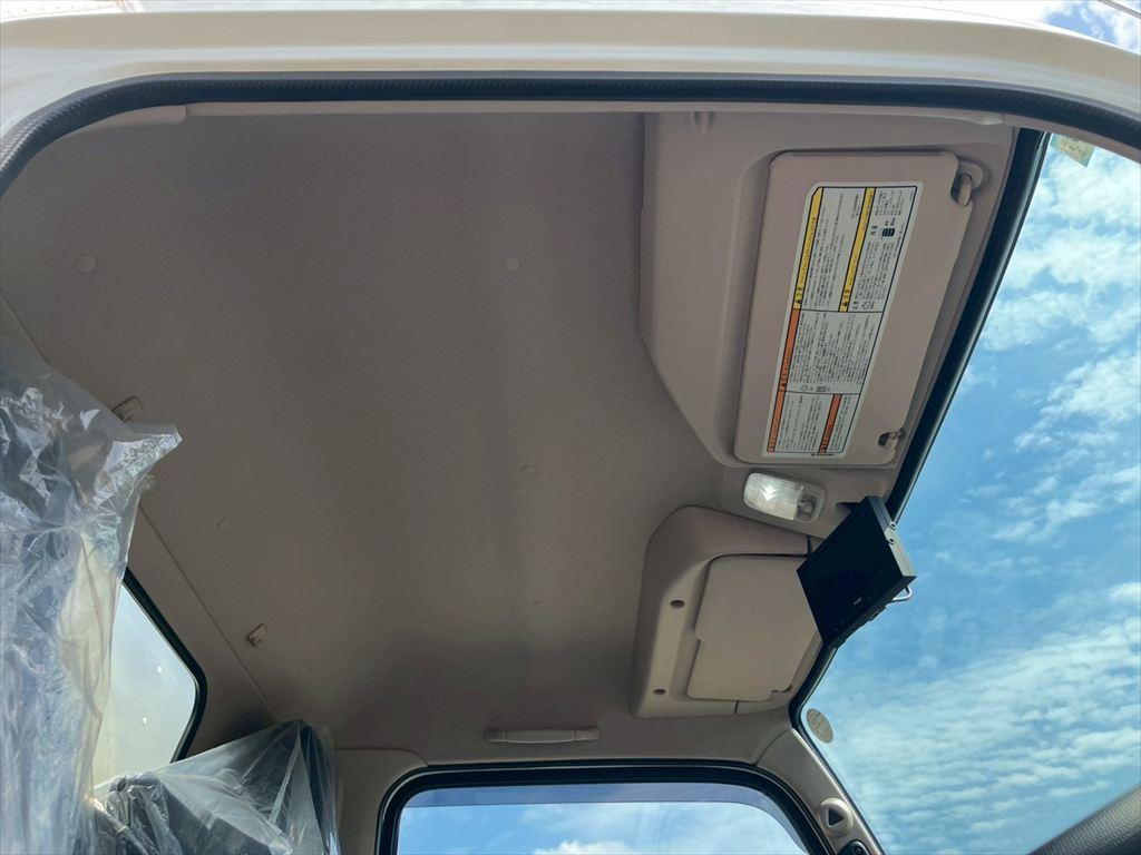 三菱 キャンター 2RG-FEAV0(2WD)の写真24