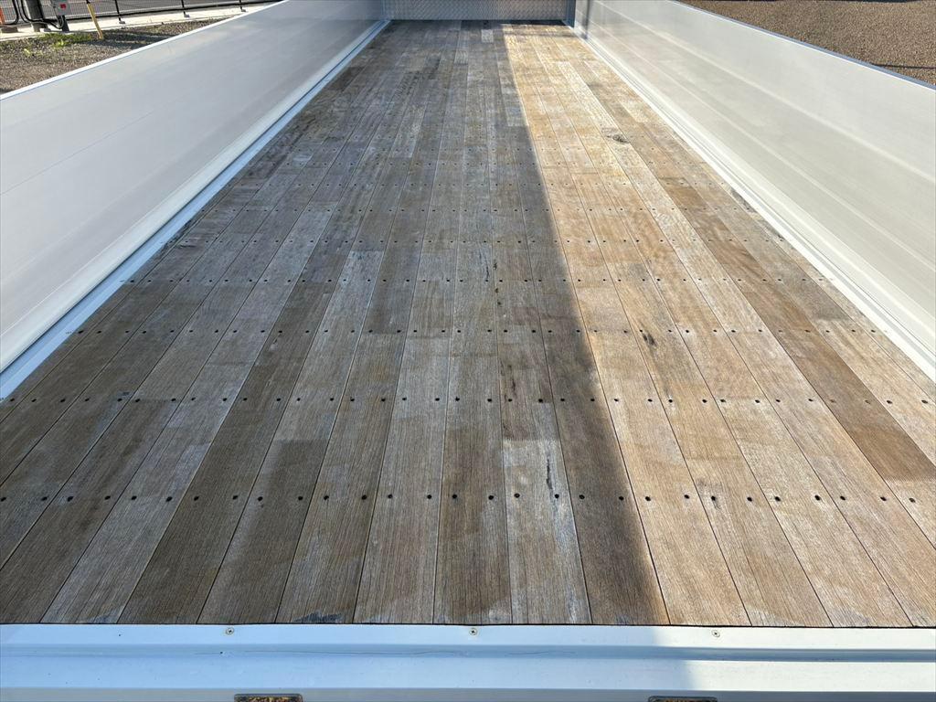 三菱 スーパーグレート 2PG-FS74HZ(8x4)の写真8