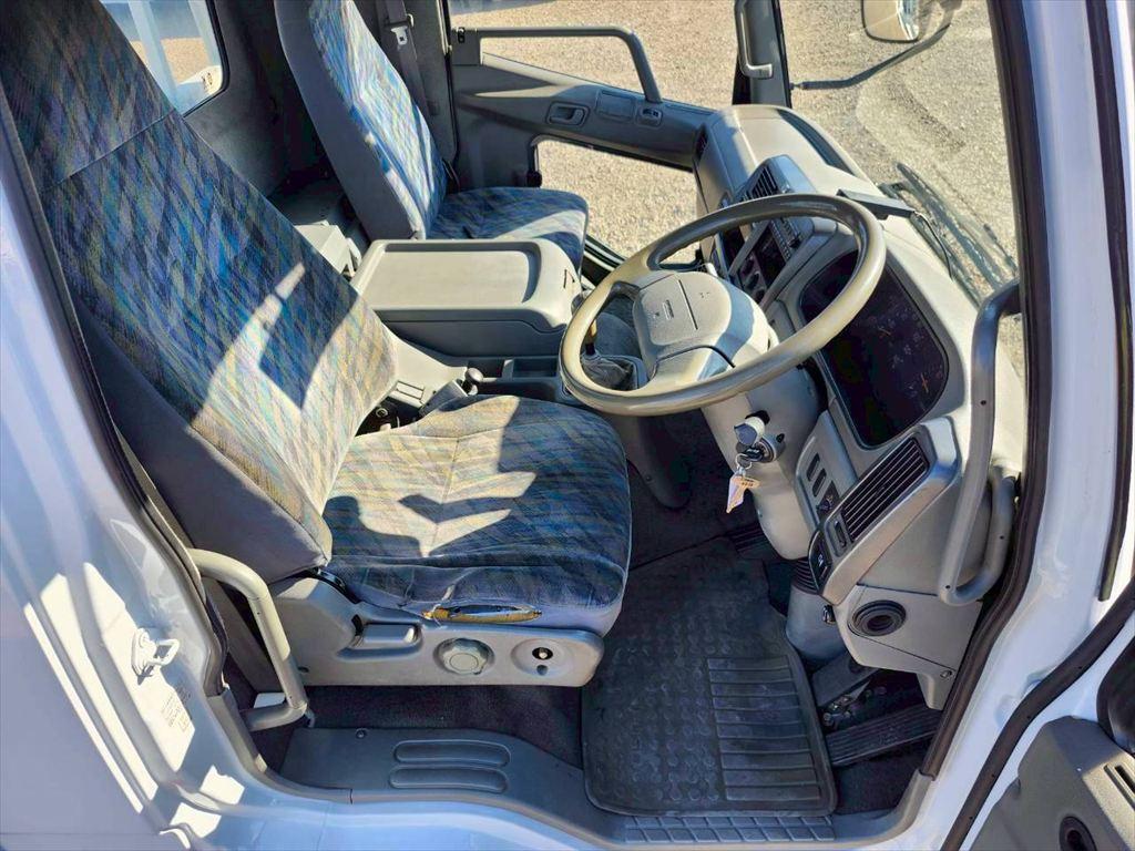 三菱 ファイター KL-FK71HJZ(2WD)の写真21