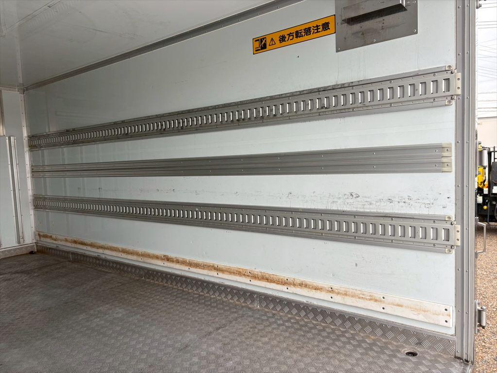 日野 デュトロ 2RG-XZU712M(2WD)の写真10