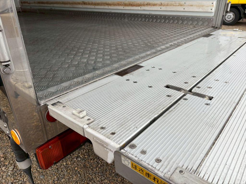 日野 デュトロ 2RG-XZU712M(2WD)の写真13