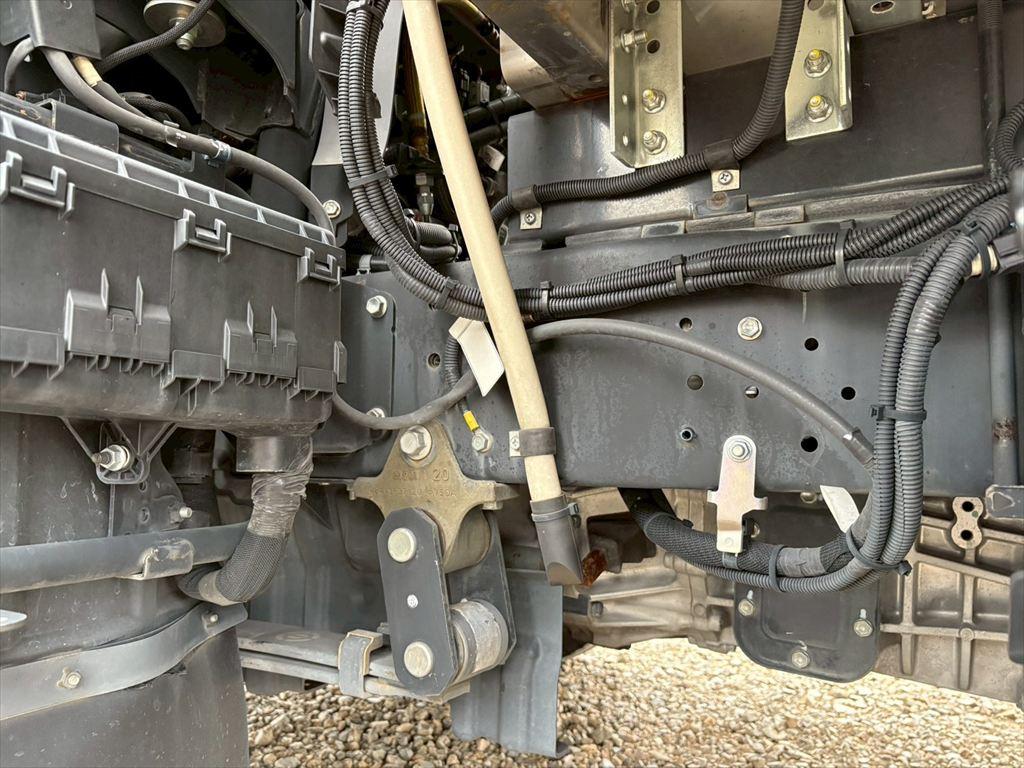 日野 デュトロ 2RG-XZU712M(2WD)の写真15