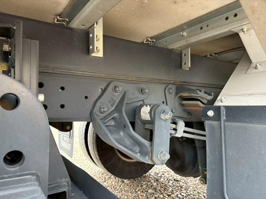 日野 デュトロ 2RG-XZU712M(2WD)の写真17