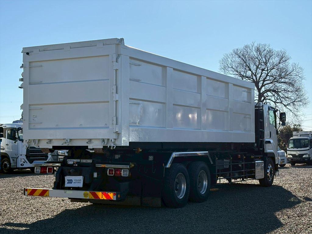 いすゞ ギガ 2KG-CYZ77C(6x4)の写真4