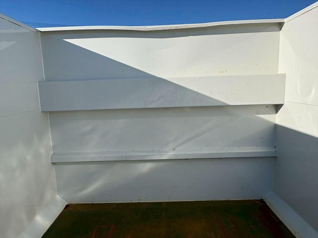 いすゞ ギガ 2KG-CYZ77C(6x4)の写真7